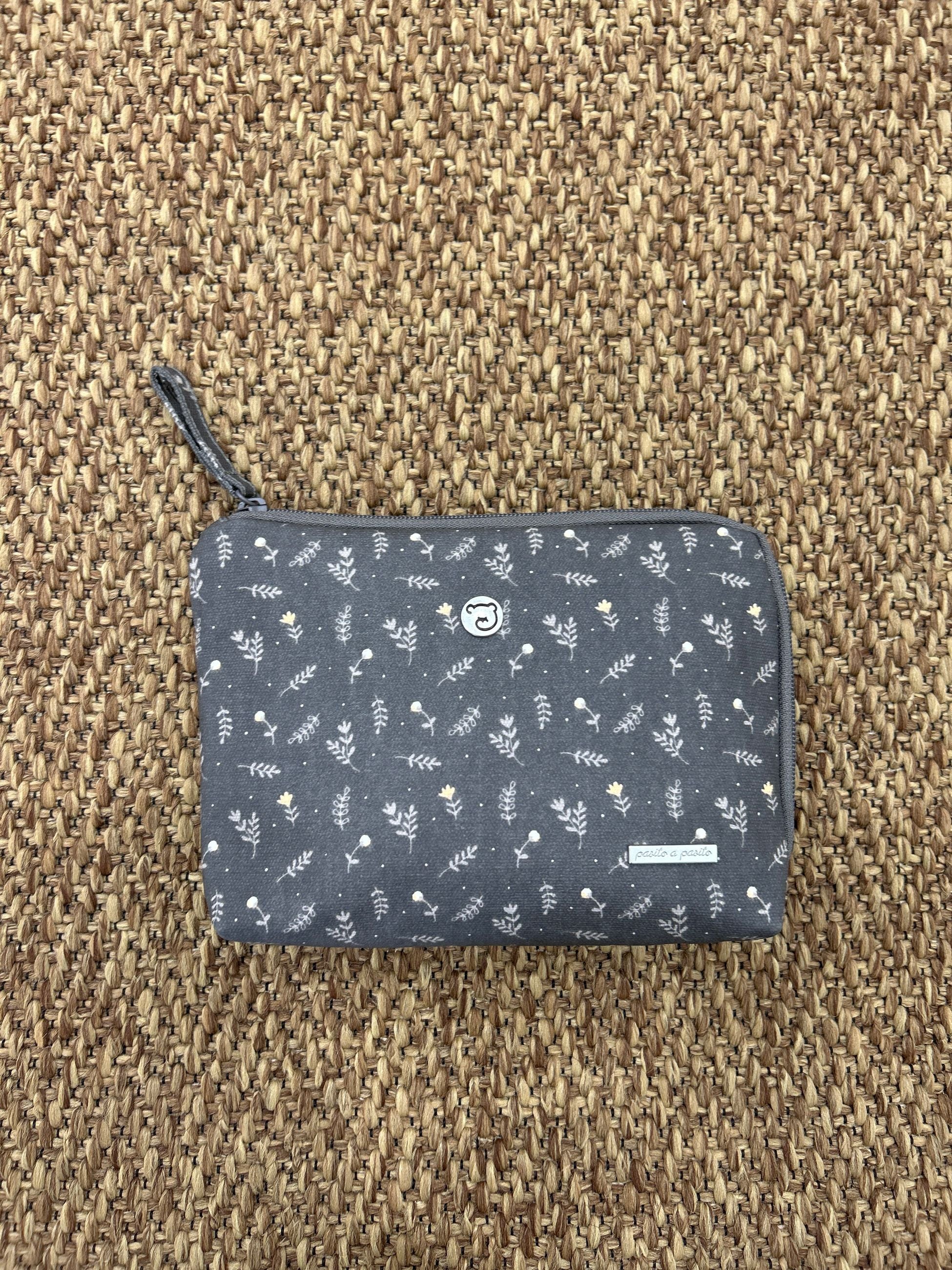 Pochette floreale Pasito a Pasito
