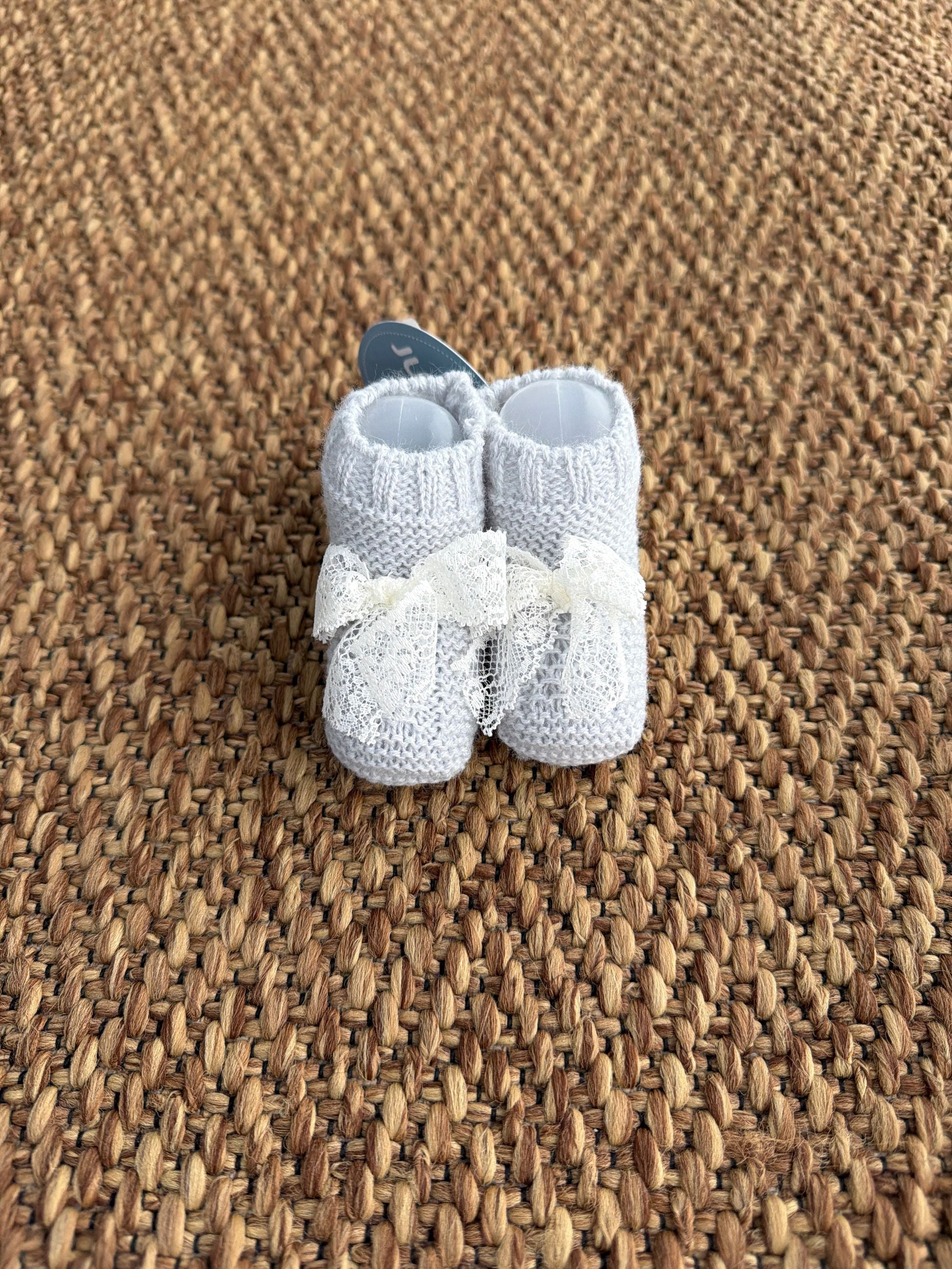 Babbucce neonati con fiocchetto in pizzo Juliana