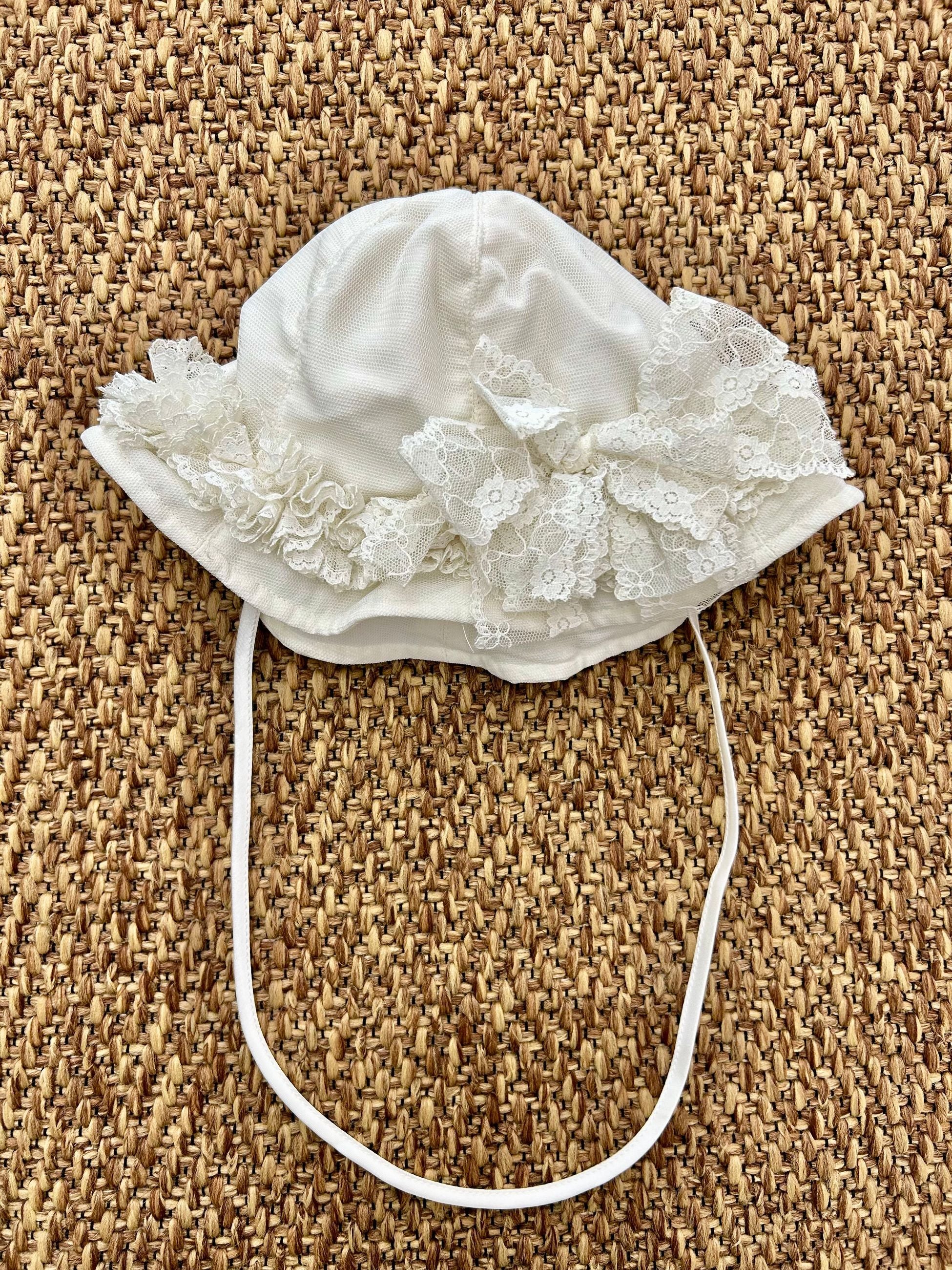 Cappello bimba con fiocco merletto Aletta