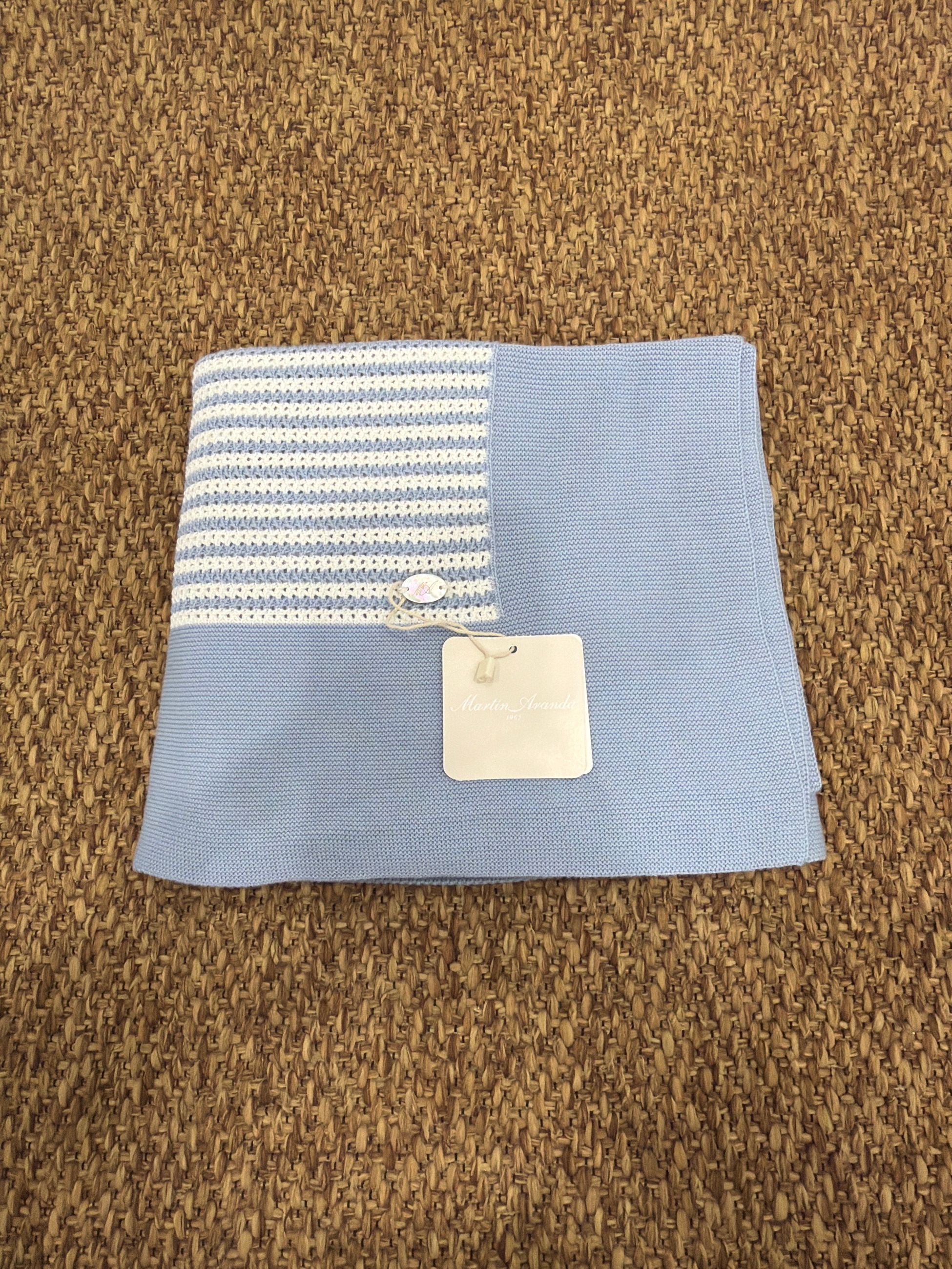 Scialle neonati con ricamo Martin Aranda