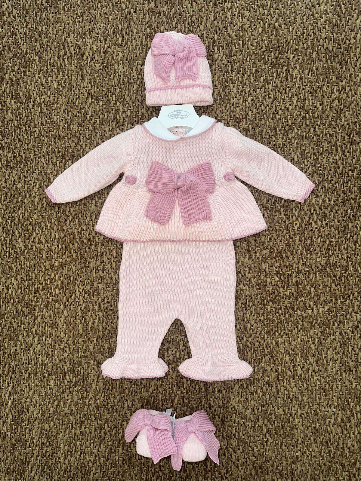Completo neonata fiocco con cappellino e scarpine Bebè di Almy
