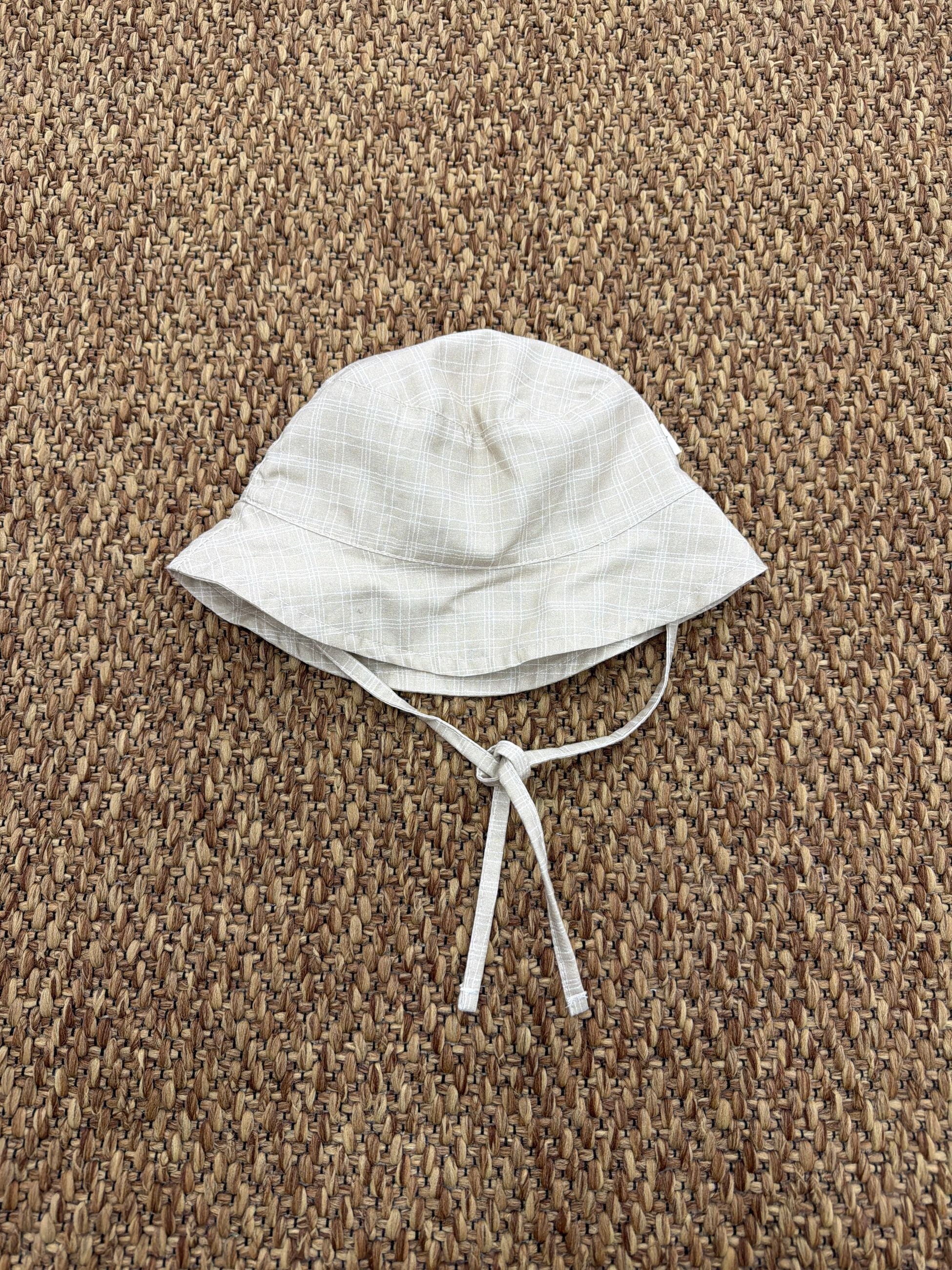 Cappello bimbi quadretti Petit Indi