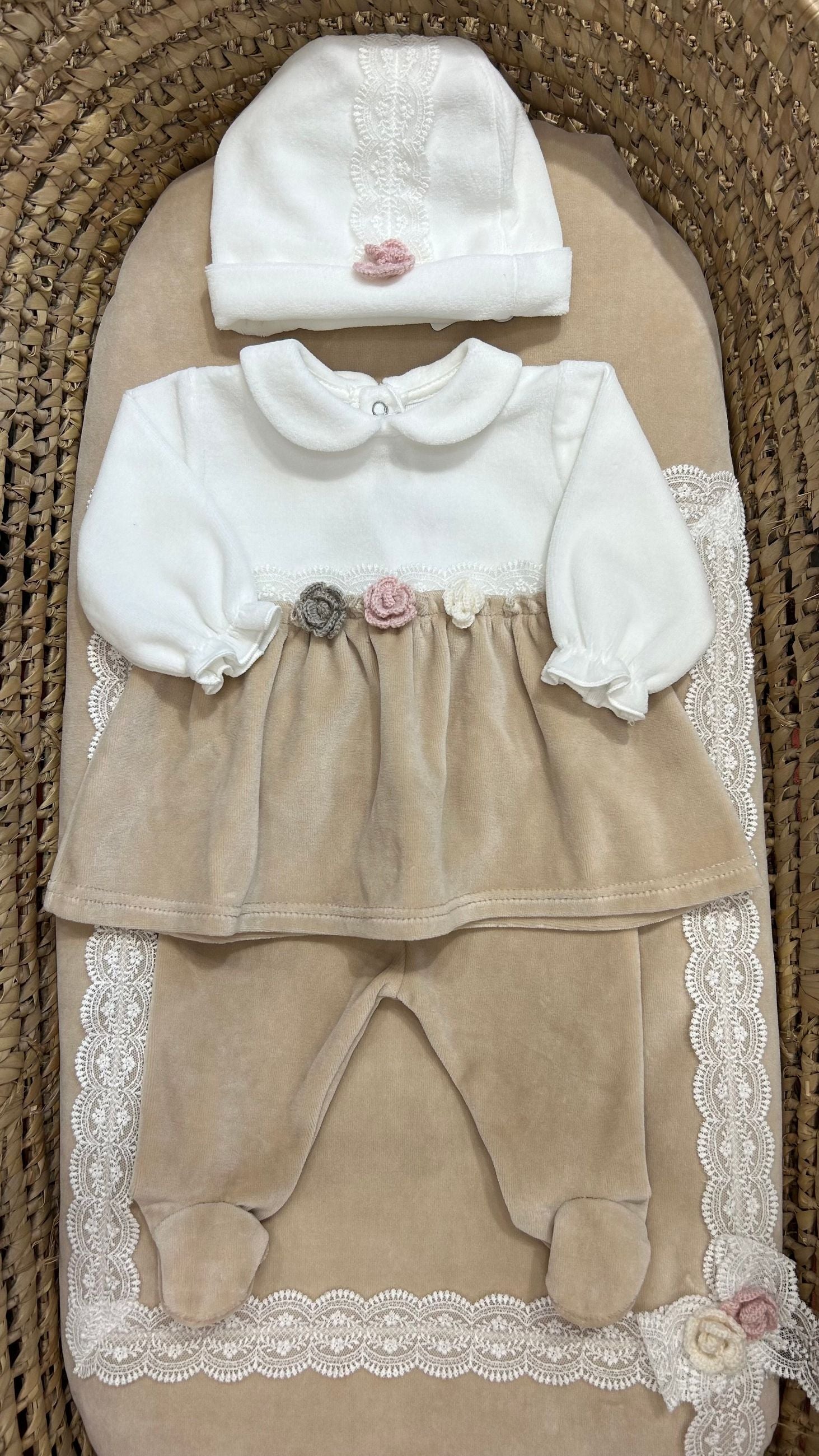 Completo neonata 2pz con roselline Teto e Tatta