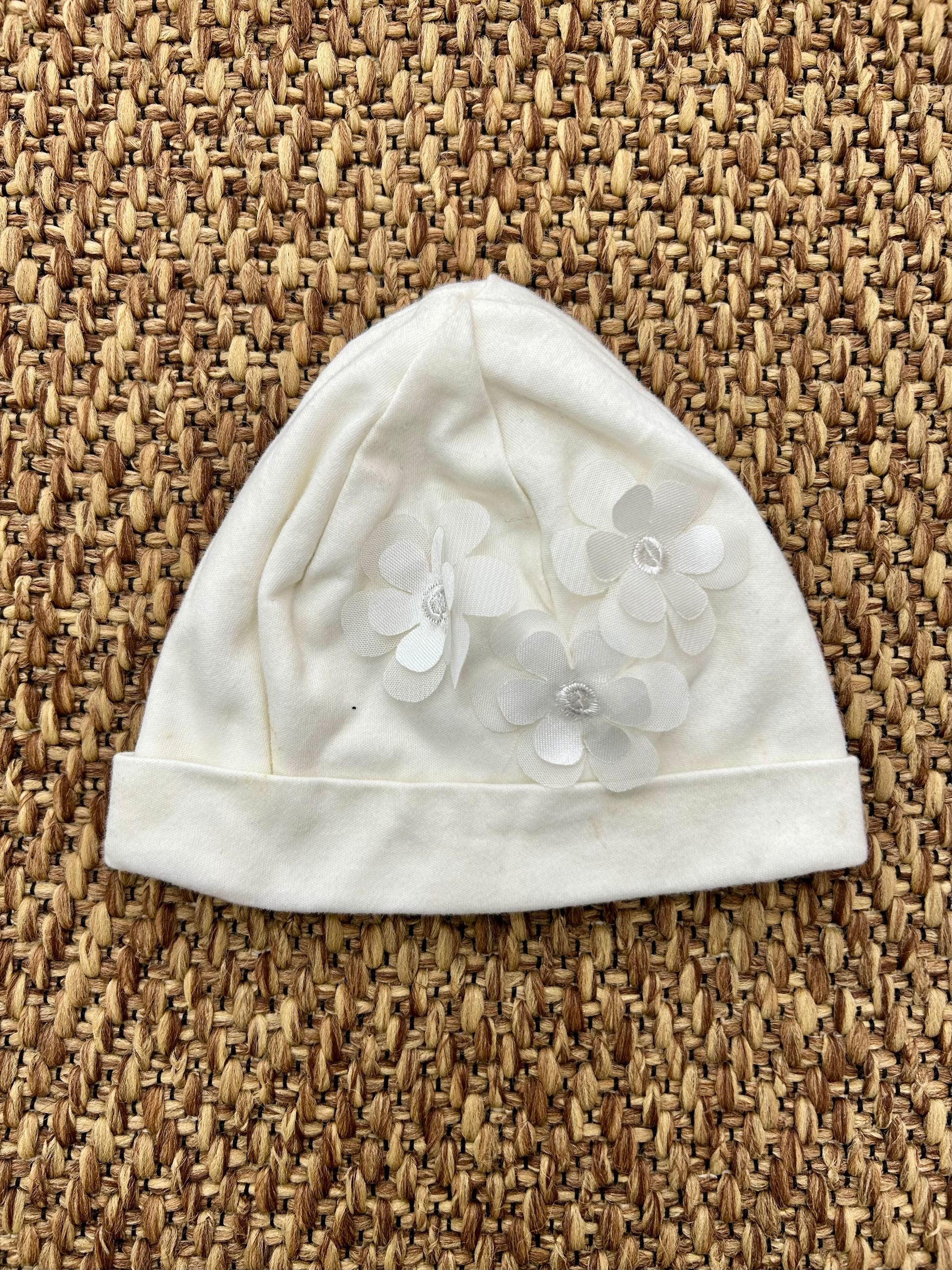Cappellino neonati fiorellini Barcellino