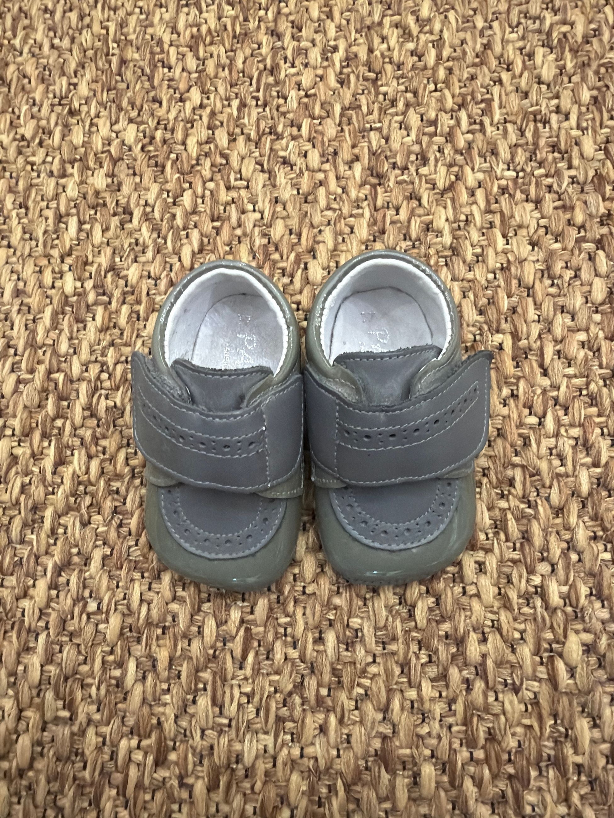 Scarpette neonato da culla con chiusura a strappo Enfant Made in Italy