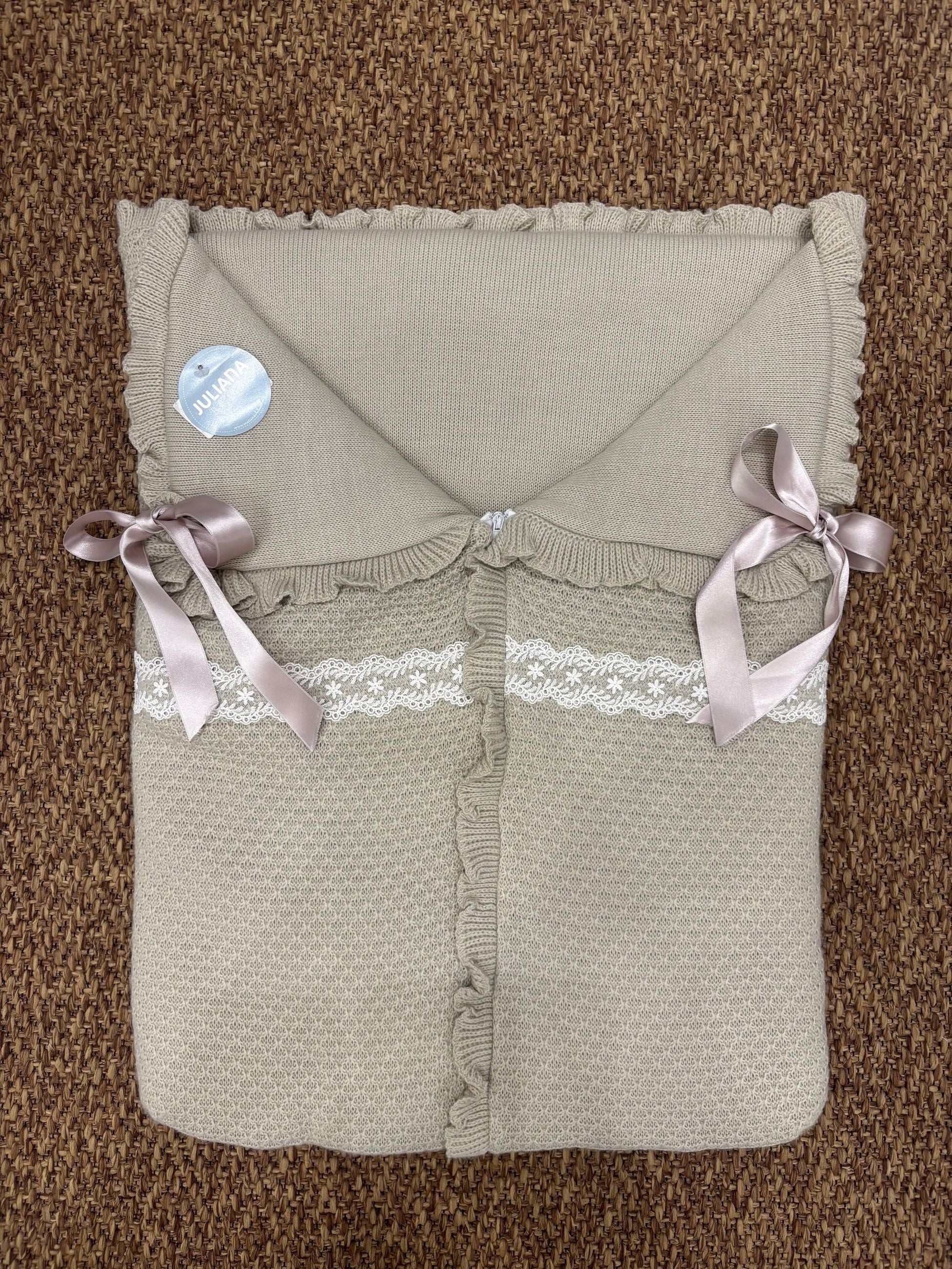 Sacco nanna con merletto e fiocchi