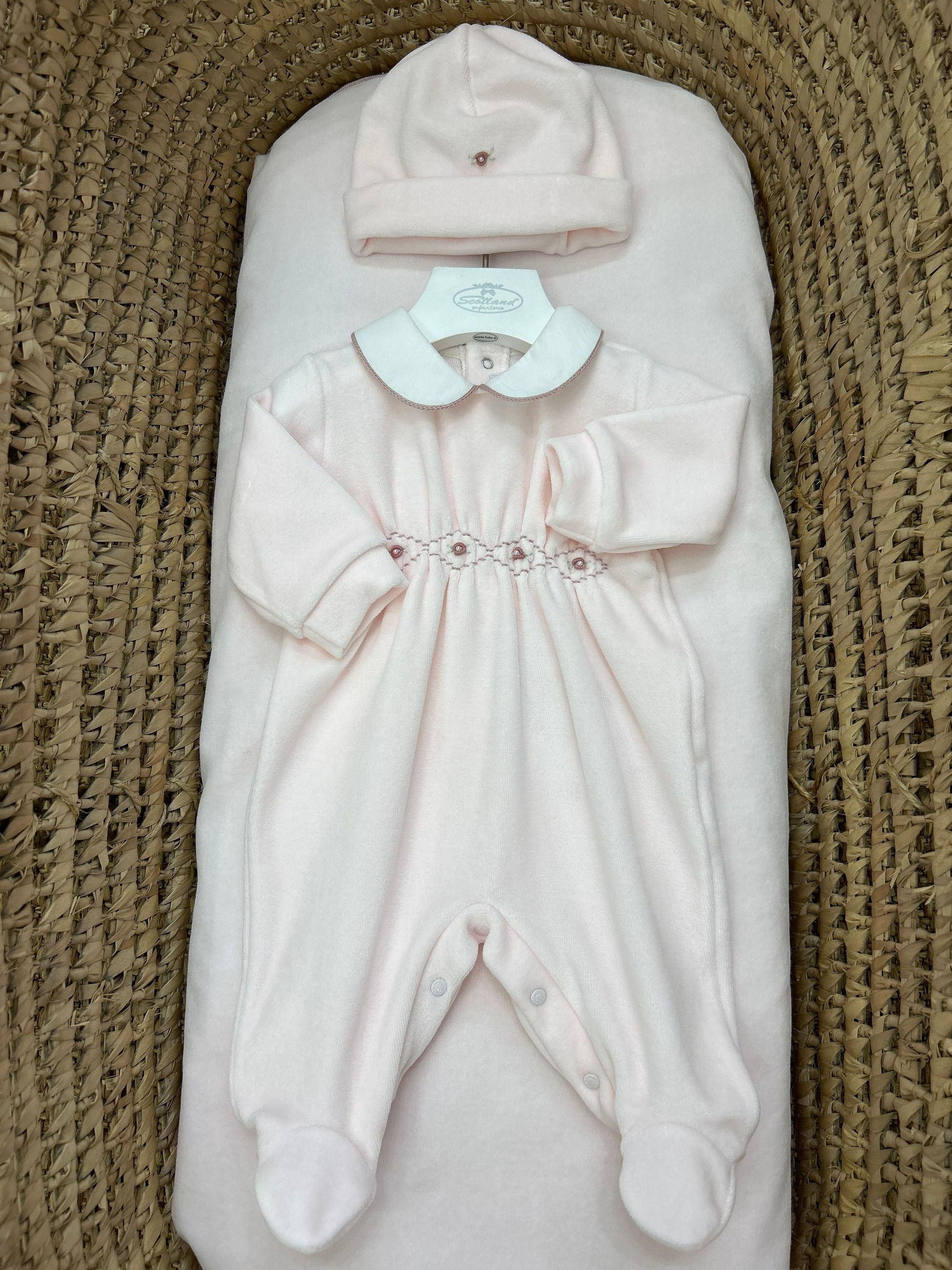 Tutina neonata ricamo con cappellino Barcellino