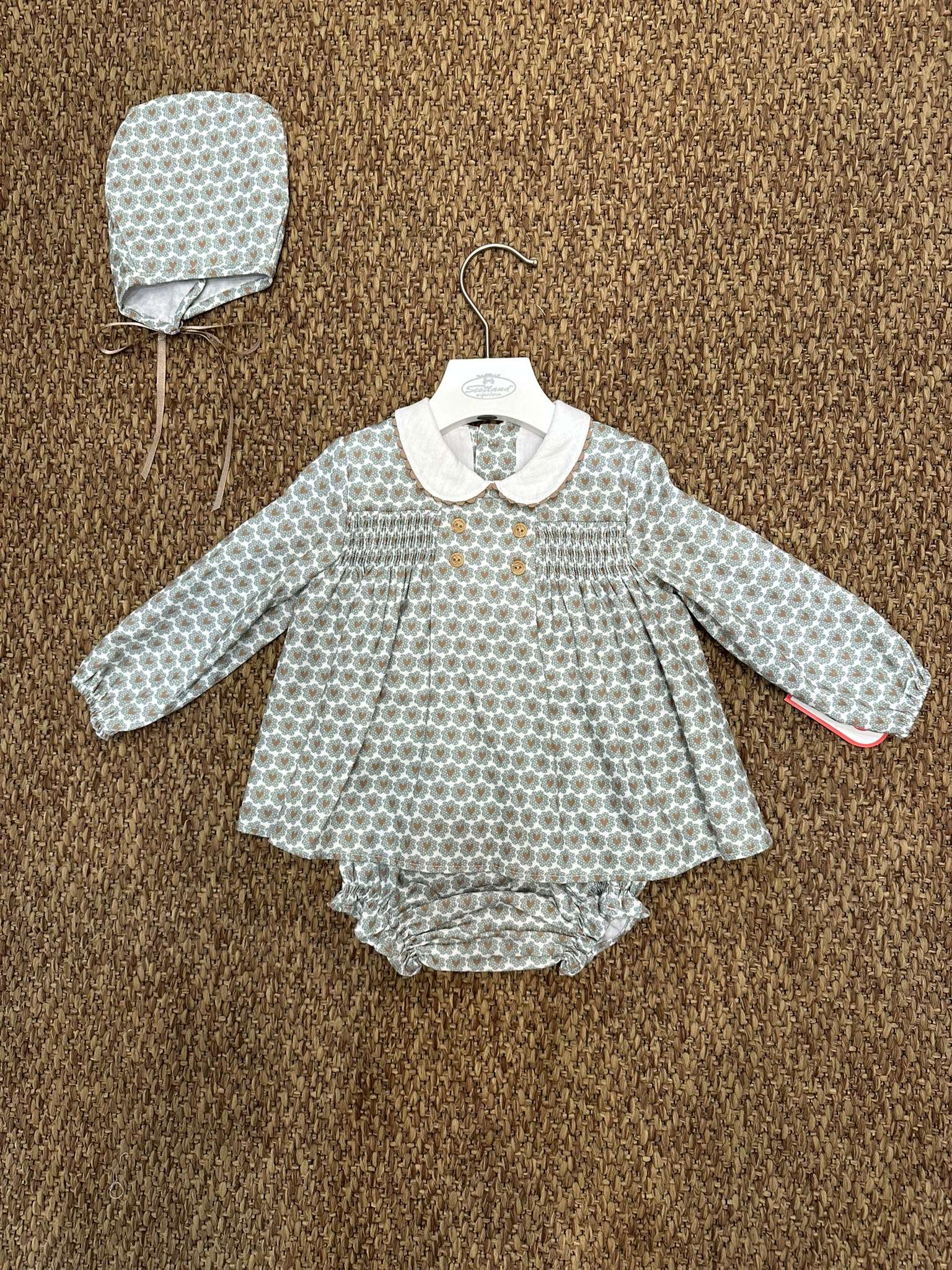Completo neonata 2pz a fantasia con cuffia Del Sur