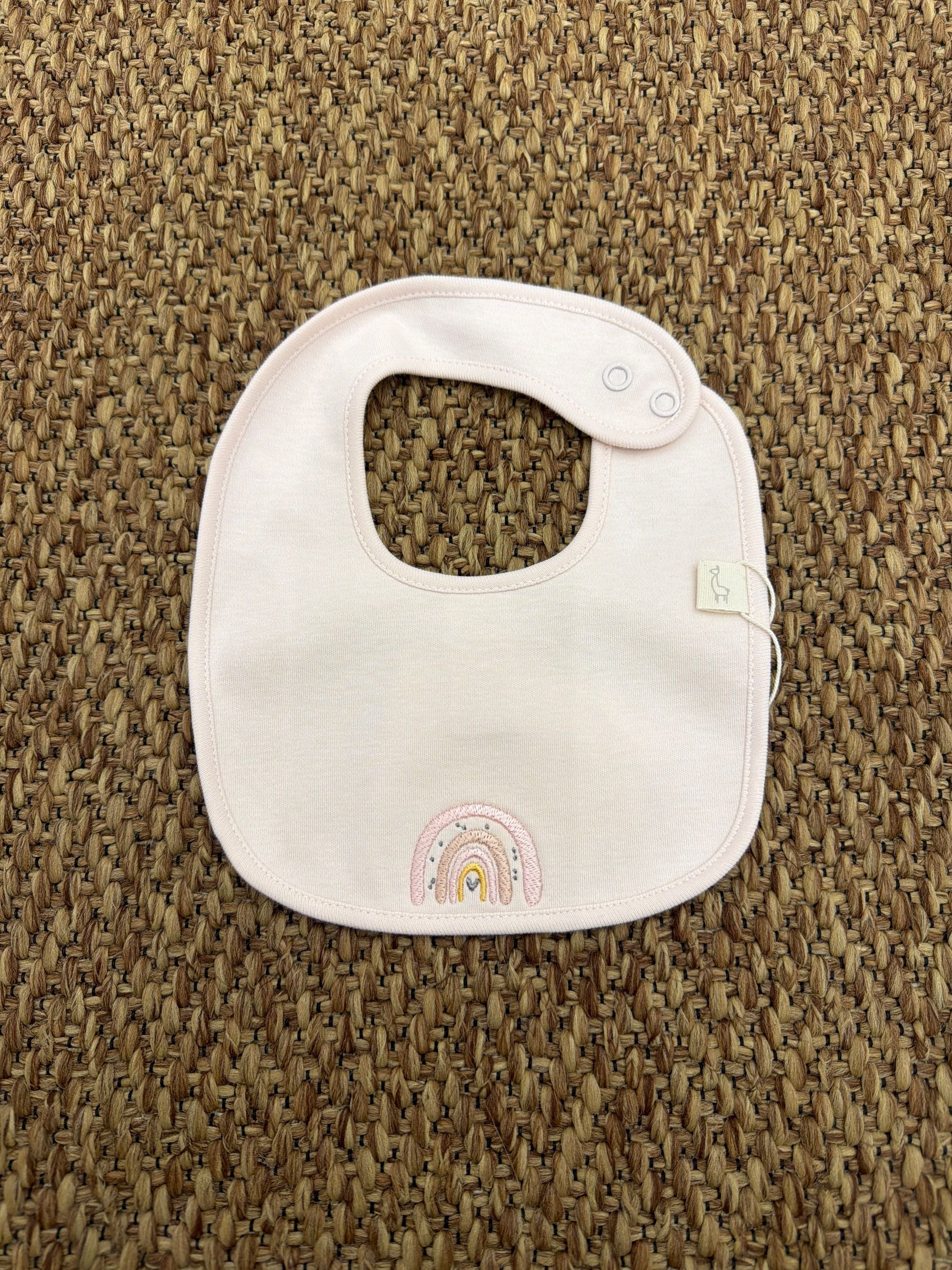 Bavetta neonata con ricamo arcobaleno Baby Gi