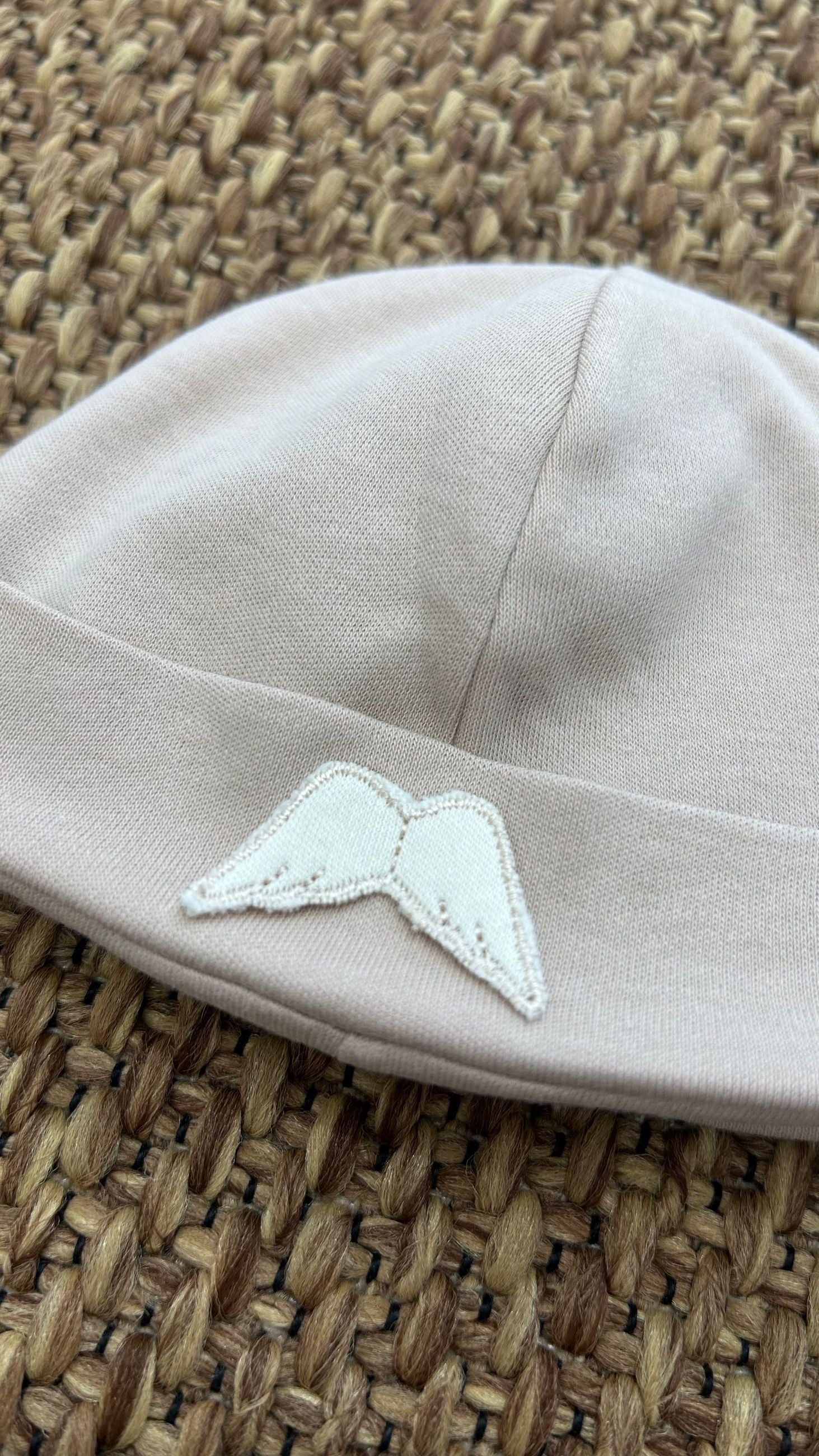 Cappellino bimba con ali Baby Gi