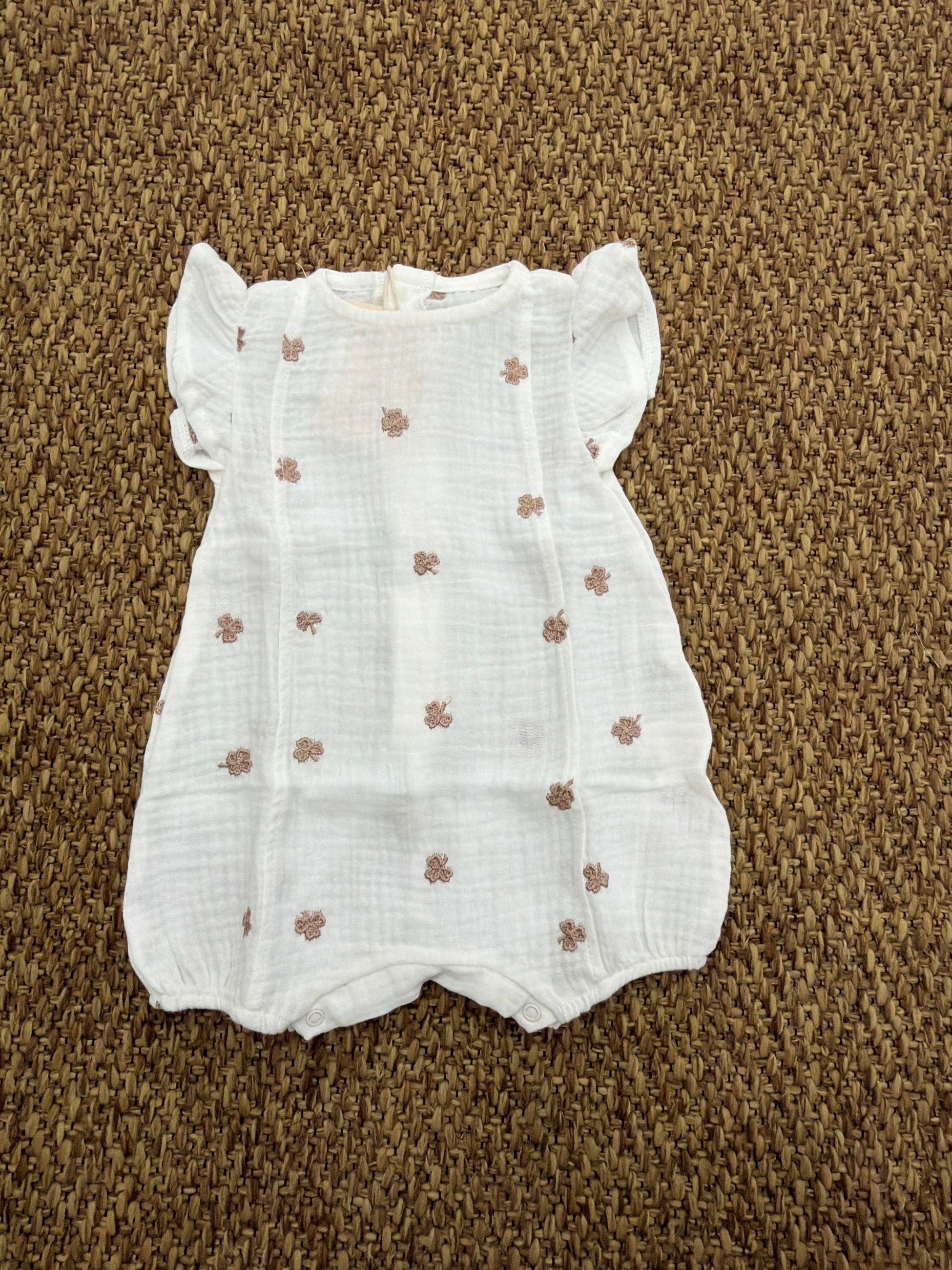 Pagliaccetto neonata ricamo quadrifoglio Baby Vip