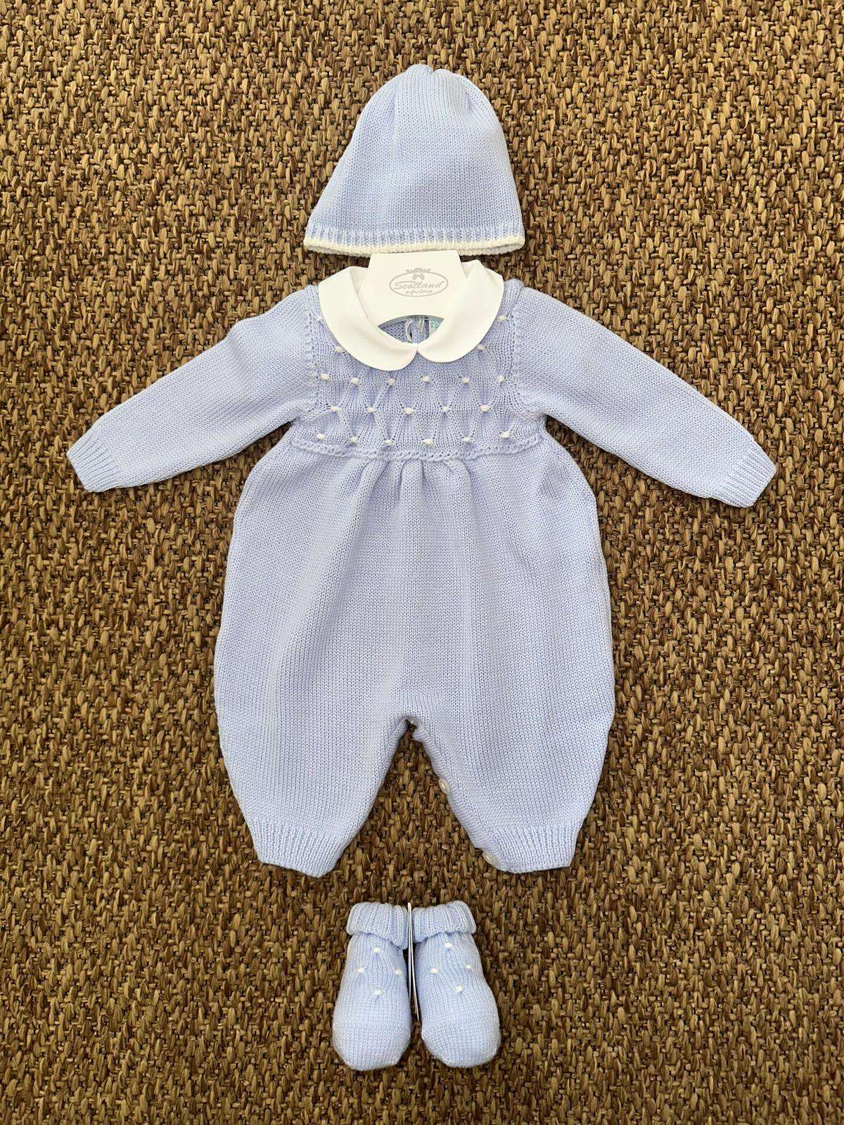 Completo neonati punto smock con scarpine e cappellino Bebè di Almy