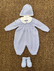 Completo neonati punto smock con scarpine e cappellino Bebè di Almy