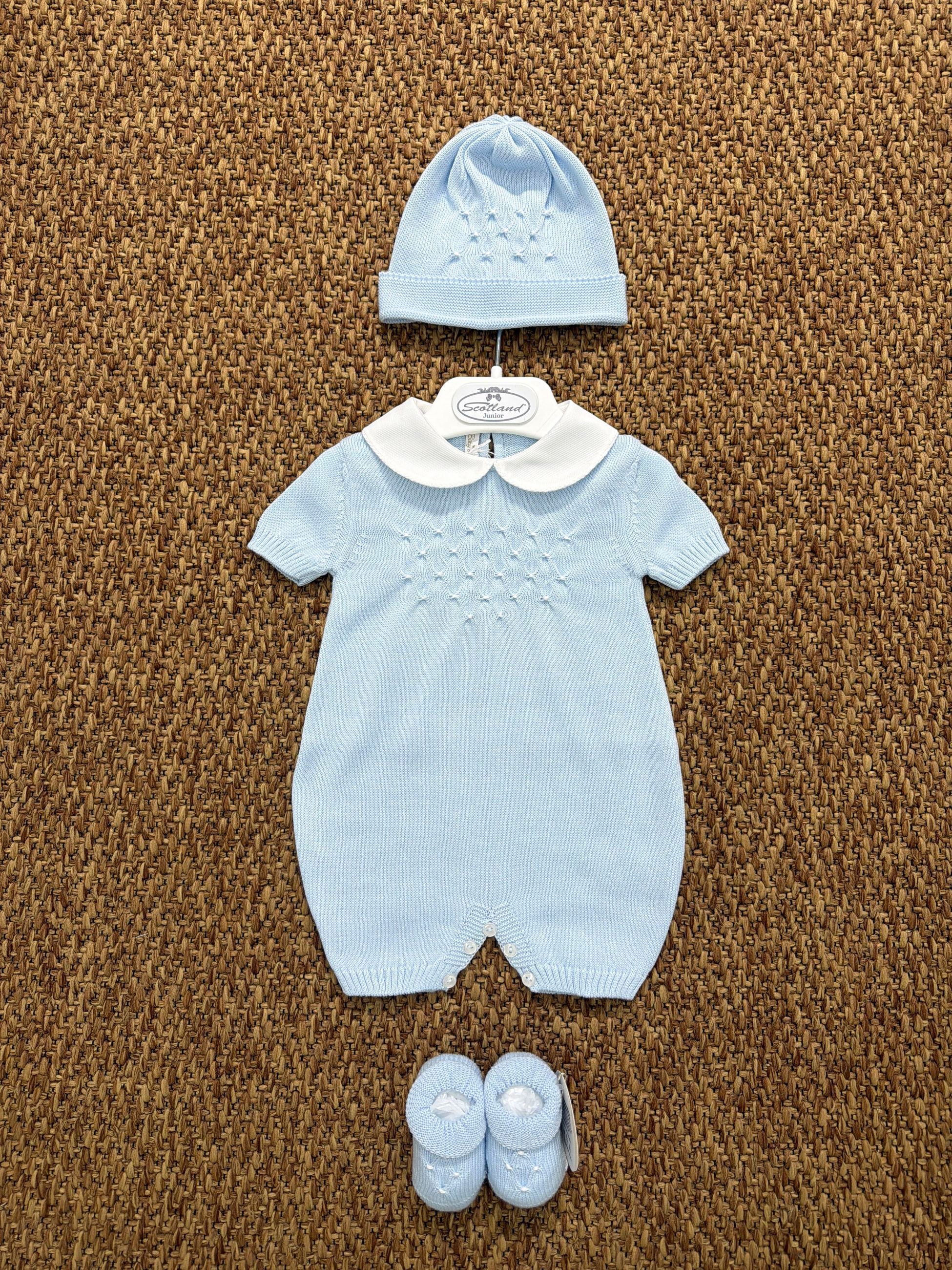 Pagliaccetto neonati punto smock con cappellino e babbucce Baby Lord