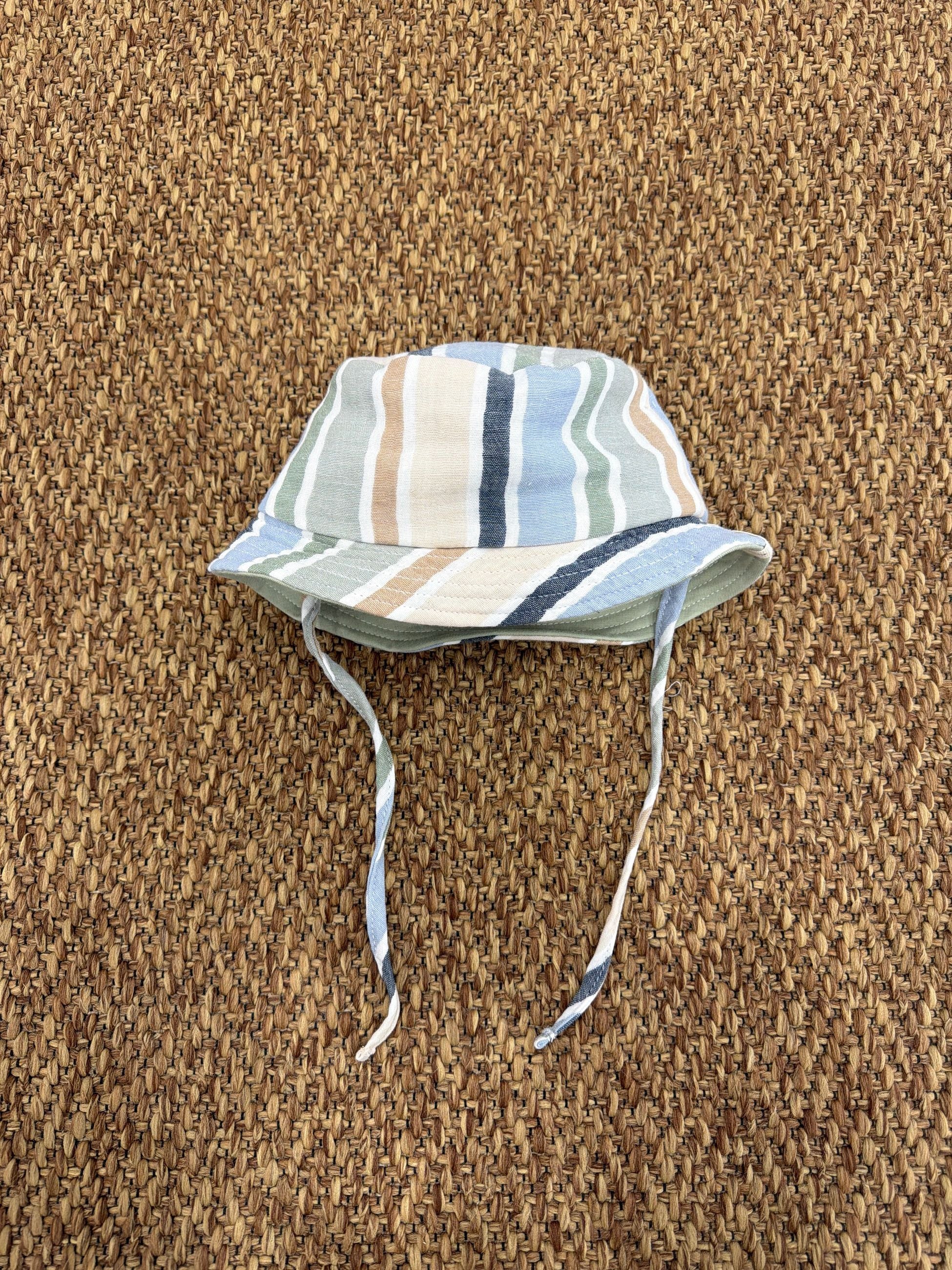 Cappello bimbi pescatore a righe Cocodè