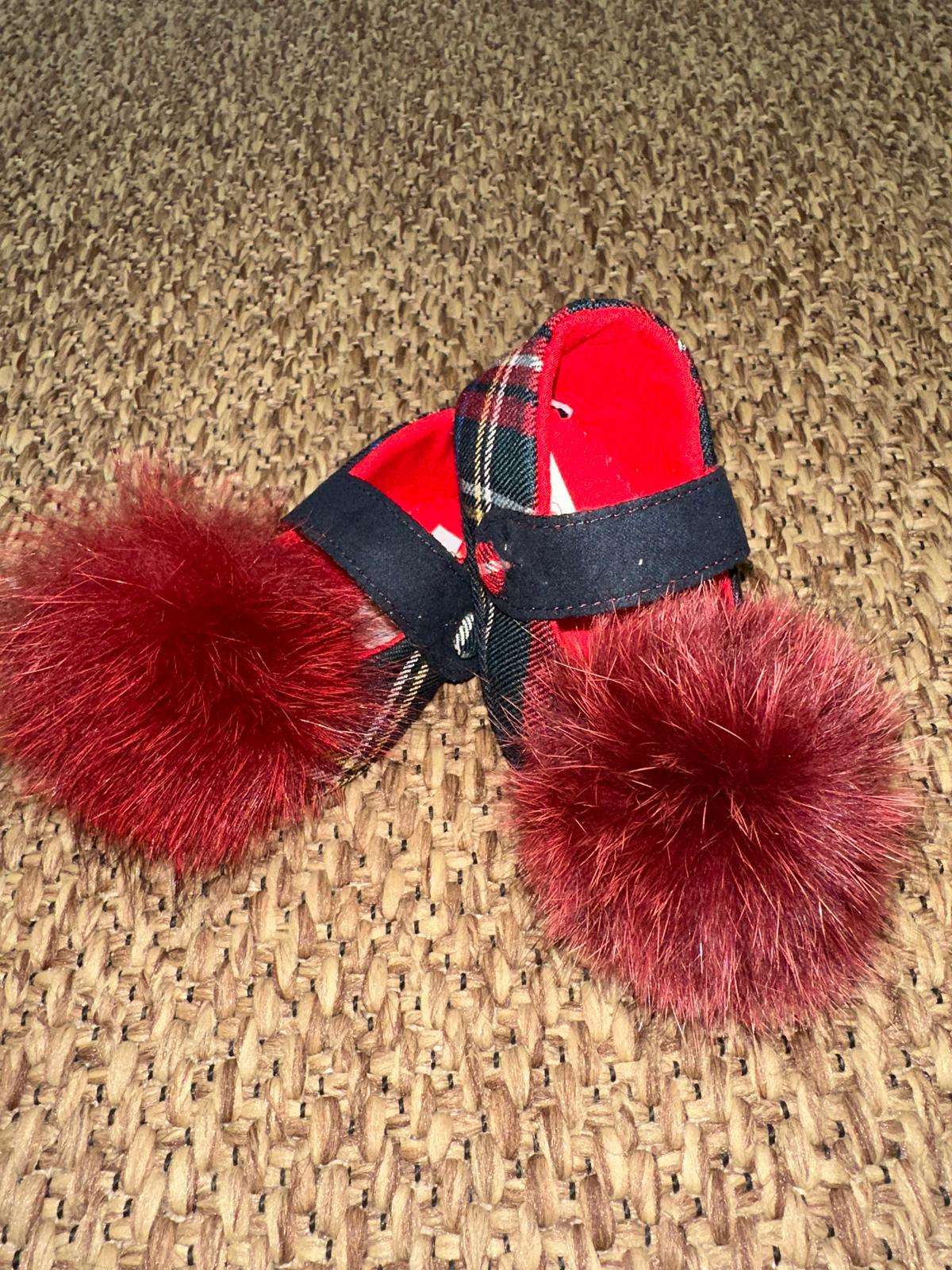 Scarpina bambina tartan con ponpon Marlù