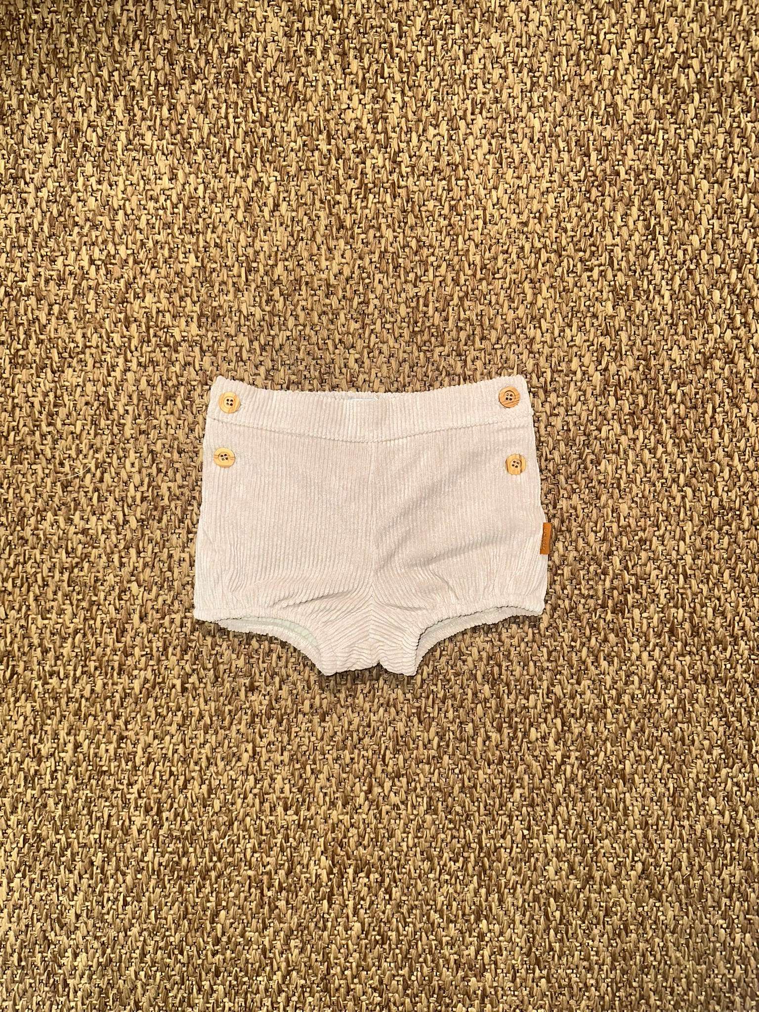 n3MbpRDee1SJK68q90cf0e3ed0ca.jpg