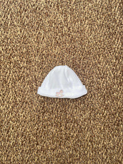 Cappellino neonati cavalluccio a dondolo Baby Gi