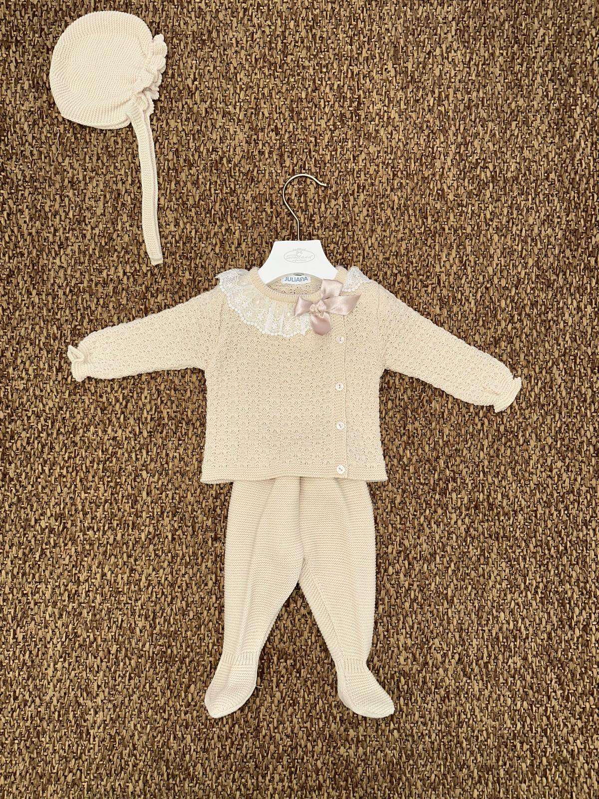 Completo neonata 2pz con collo in pizzo, fiocchetto e cuffia Juliana