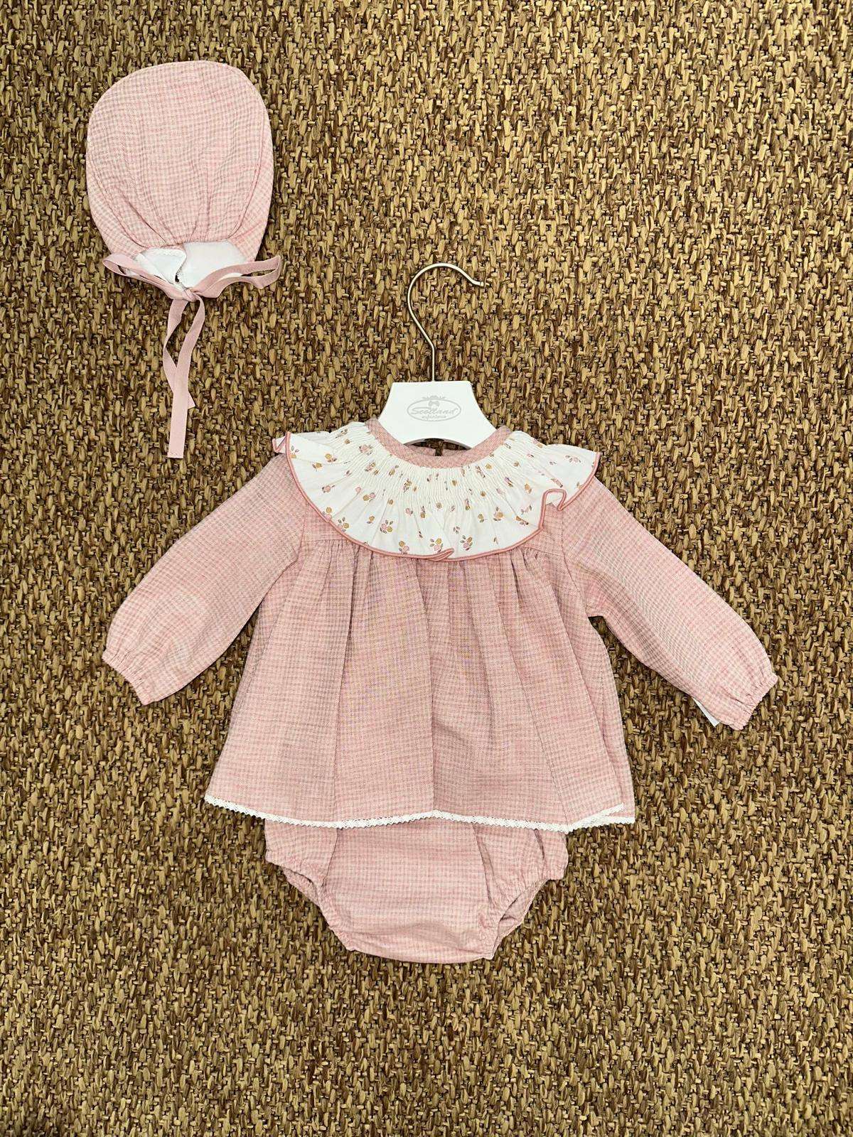 Completo neonata 2pz con collo a fantasia e cuffia Yoedu