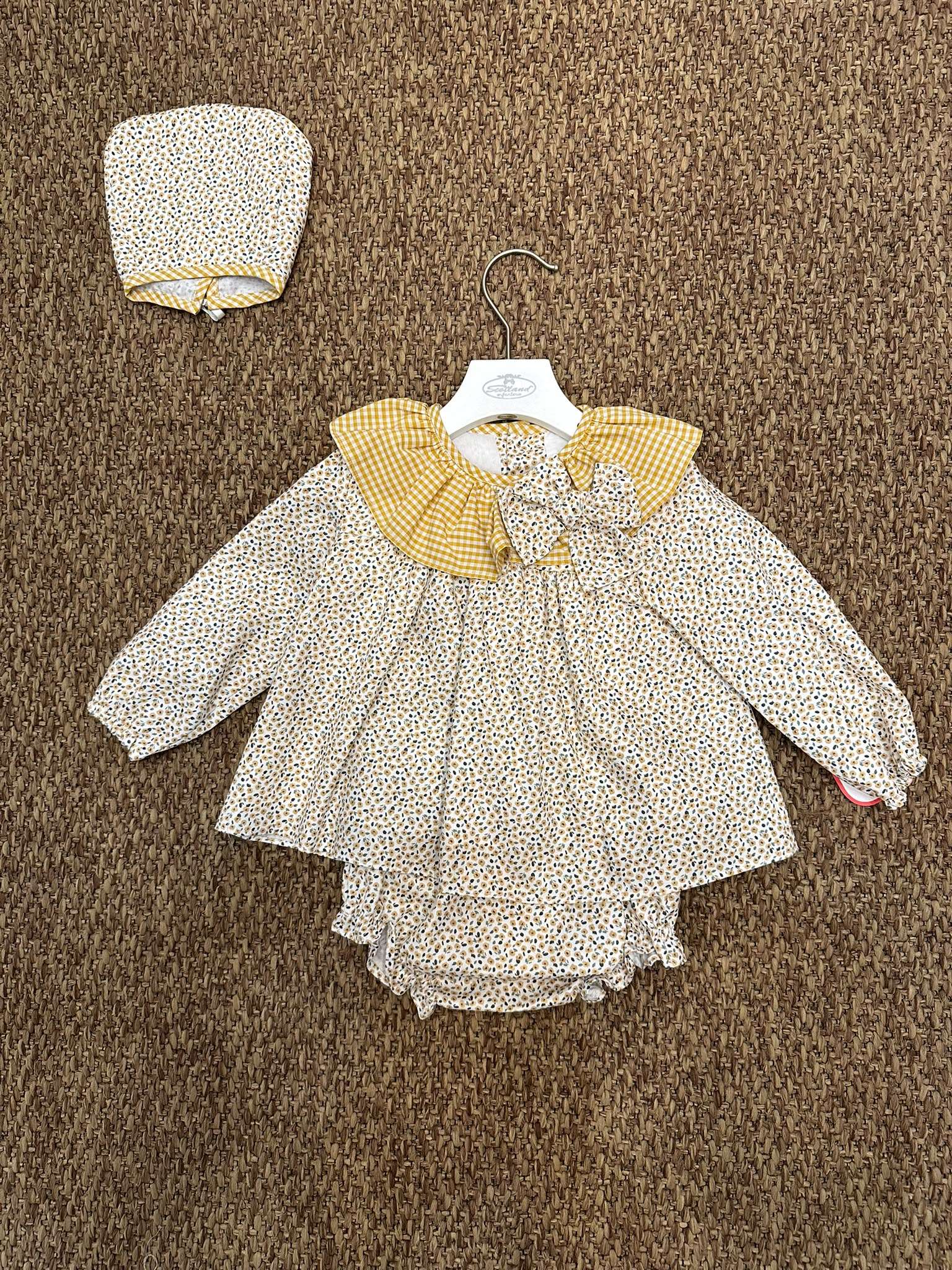 Completo neonata 2pz a fantasia con cuffia Del Sur