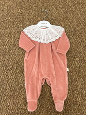 Tutina neonata in ciniglia con merletto Baby Gi
