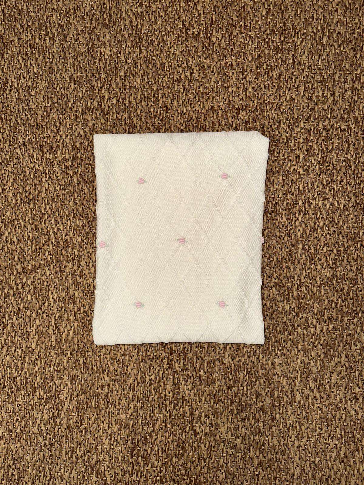 Scialle neonata con roselline Baby Lord