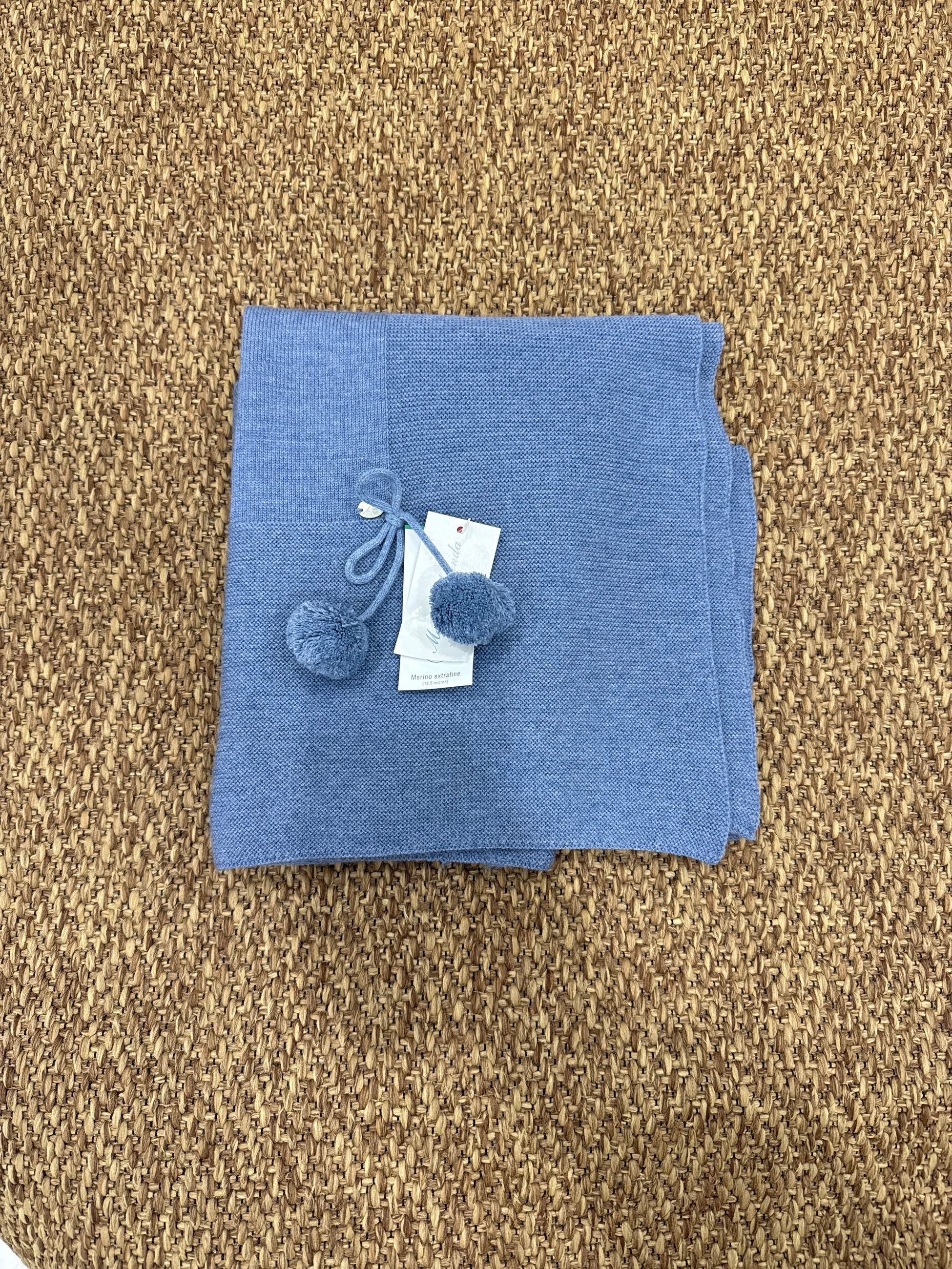 Scialle con pon pon Martin Aranda