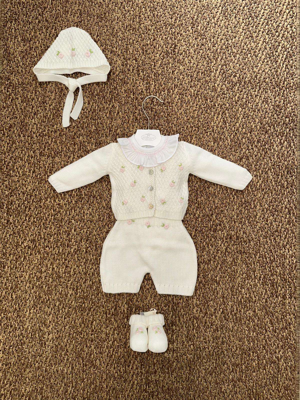 Completo neonati 2pz fiorellini con scarpine e cuffia Gughelino